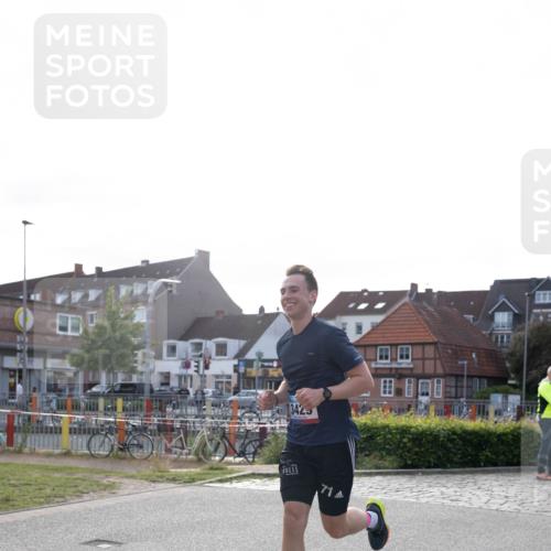 12.06.2026 - Holstenköstenlauf Michael Strokosch http://msf.ph/oto/9749623 12.06.2026 19:51:14 Laufen 3425, 71 meine-sportfotos.de