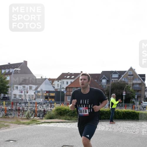 12.06.2026 - Holstenköstenlauf Michael Strokosch http://msf.ph/oto/9749635 12.06.2026 19:51:17 Laufen 3518 meine-sportfotos.de