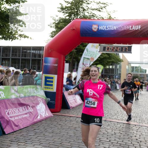 12.06.2026 - Holstenköstenlauf Michael Strokosch http://msf.ph/oto/9749662 12.06.2026 19:54:33 Laufen 17, 4258, 10, 4840 meine-sportfotos.de
