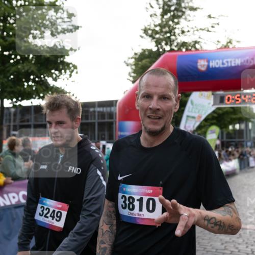 12.06.2026 - Holstenköstenlauf Michael Strokosch http://msf.ph/oto/9749683 12.06.2026 19:54:43 Laufen 0, 54, 27, 36, 3810, 49, 3249 meine-sportfotos.de