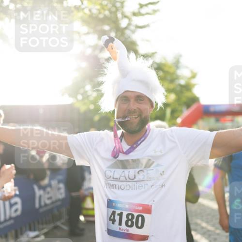 12.06.2026 - Holstenköstenlauf Michael Strokosch http://msf.ph/oto/9749998 12.06.2026 20:00:24 Laufen 36, 36, 4180, 5822 meine-sportfotos.de