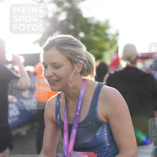 12.06.2026 - Holstenköstenlauf Michael Strokosch http://msf.ph/oto/9750006 12.06.2026 20:00:38 Laufen 36, 36, 36 meine-sportfotos.de