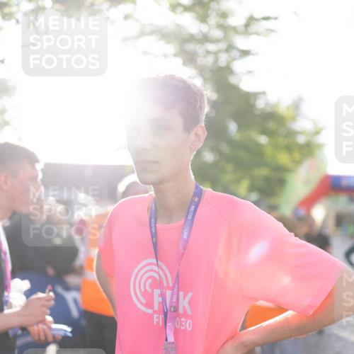12.06.2026 - Holstenköstenlauf Michael Strokosch http://msf.ph/oto/9750021 12.06.2026 20:01:31 Laufen 36, 030 meine-sportfotos.de