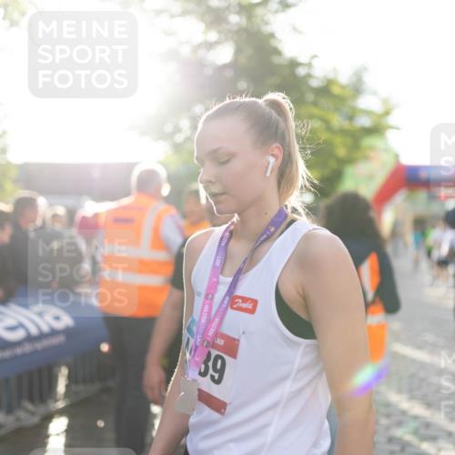 12.06.2026 - Holstenköstenlauf Michael Strokosch http://msf.ph/oto/9750026 12.06.2026 20:01:38 Laufen 36, 39 meine-sportfotos.de