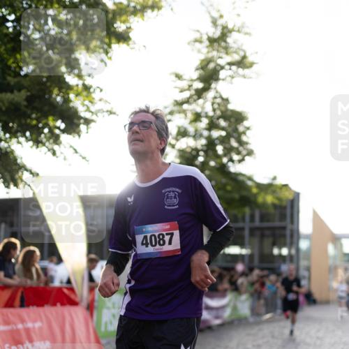 12.06.2026 - Holstenköstenlauf Michael Strokosch http://msf.ph/oto/9750084 12.06.2026 20:04:27 Laufen 4087 meine-sportfotos.de