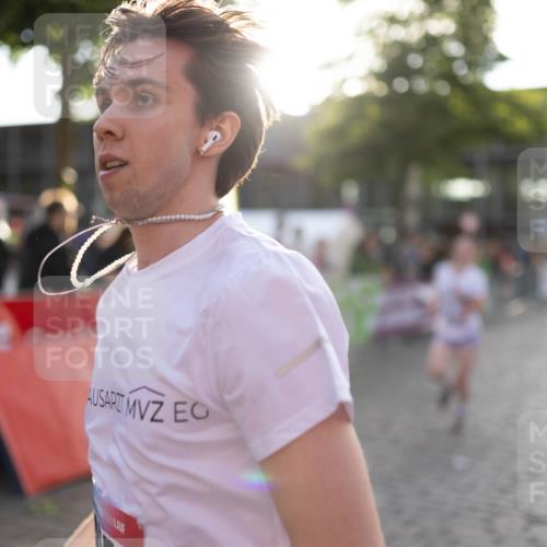 12.06.2026 - Holstenköstenlauf Michael Strokosch http://msf.ph/oto/9750111 12.06.2026 20:04:48 Laufen  meine-sportfotos.de