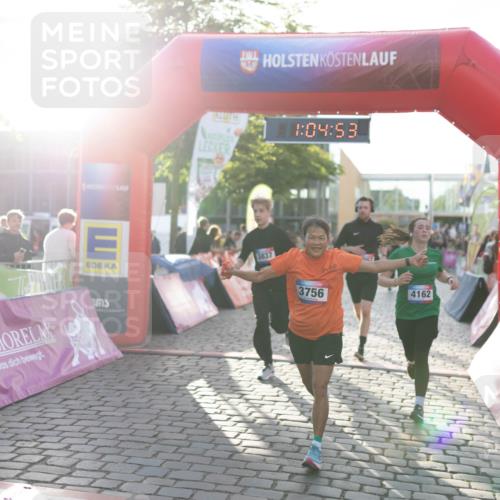 12.06.2026 - Holstenköstenlauf Michael Strokosch http://msf.ph/oto/9750117 12.06.2026 20:05:10 Laufen 1, 04, 53, 3837, 3756, 4162, 124 meine-sportfotos.de