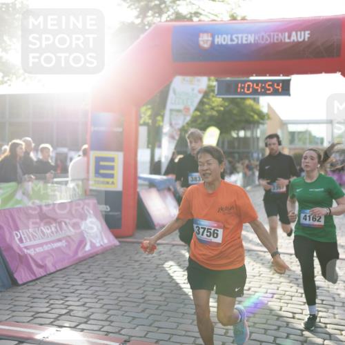 12.06.2026 - Holstenköstenlauf Michael Strokosch http://msf.ph/oto/9750124 12.06.2026 20:05:10 Laufen 383, 3756, 1, 04, 54, 4162 meine-sportfotos.de