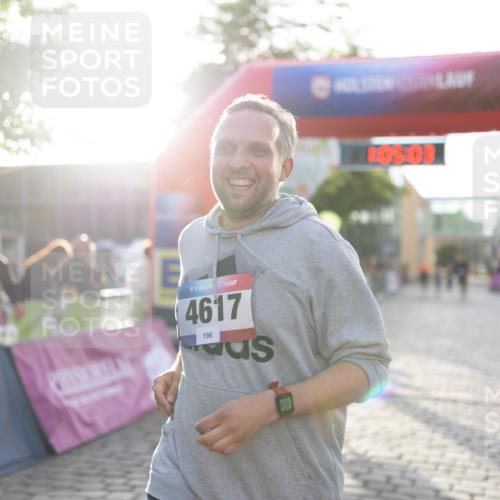 12.06.2026 - Holstenköstenlauf Michael Strokosch http://msf.ph/oto/9750146 12.06.2026 20:05:19 Laufen 36, 4617, 196, 10303 meine-sportfotos.de
