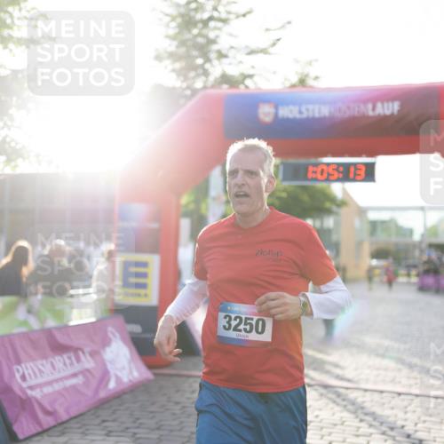12.06.2026 - Holstenköstenlauf Michael Strokosch http://msf.ph/oto/9750157 12.06.2026 20:05:29 Laufen 36, 3250, 19 meine-sportfotos.de