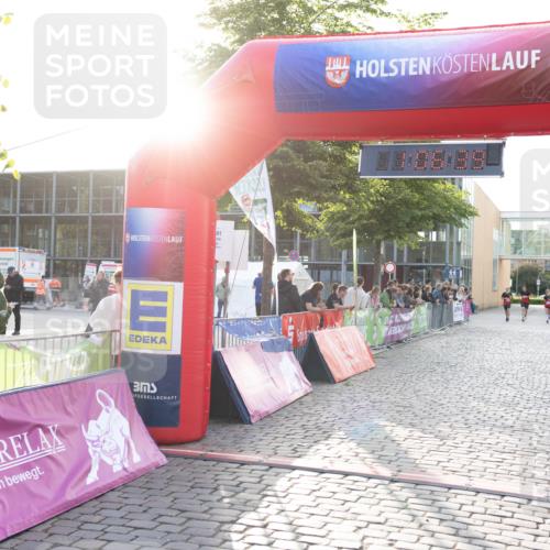 12.06.2026 - Holstenköstenlauf Michael Strokosch http://msf.ph/oto/9750165 12.06.2026 20:06:56 Laufen 9, 06, 39 meine-sportfotos.de