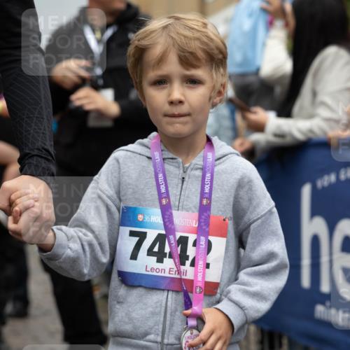 12.06.2026 - Holstenköstenlauf Michael Strokosch http://msf.ph/oto/9750212 12.06.2026 15:03:01 Laufen 36, 36, 36, 36, 74, 42, 36 meine-sportfotos.de