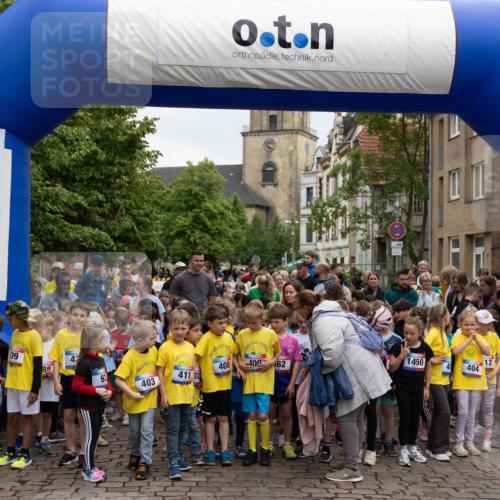 12.06.2026 - Holstenköstenlauf Michael Strokosch http://msf.ph/oto/9750244 12.06.2026 15:20:41 Laufen 1443, 99, 1450, 1450, 4012, 404, 524 meine-sportfotos.de