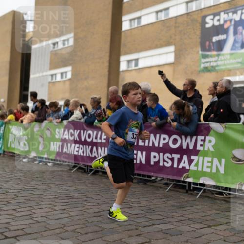 12.06.2026 - Holstenköstenlauf Michael Strokosch http://msf.ph/oto/9750327 12.06.2026 16:06:54 Laufen 25, 26, 32 meine-sportfotos.de