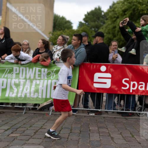12.06.2026 - Holstenköstenlauf Michael Strokosch http://msf.ph/oto/9750342 12.06.2026 16:06:57 Laufen 26, 2 meine-sportfotos.de