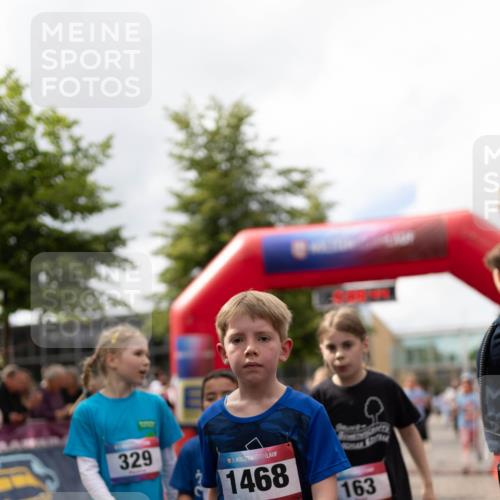 12.06.2026 - Holstenköstenlauf Michael Strokosch http://msf.ph/oto/9750392 12.06.2026 16:09:04 Laufen 329, 36, 1468, 163 meine-sportfotos.de