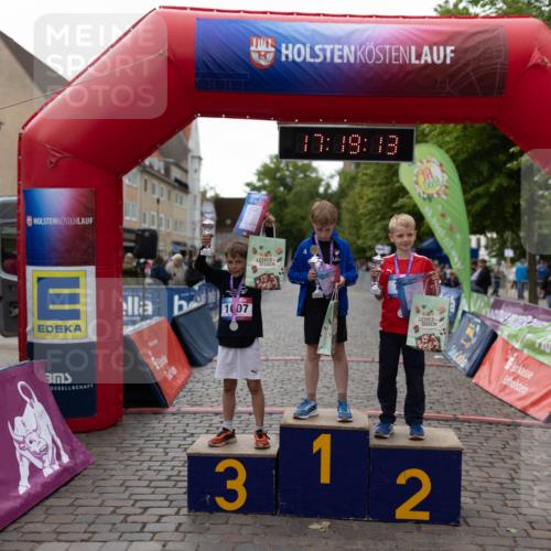 12.06.2026 - Holstenköstenlauf Michael Strokosch http://msf.ph/oto/9750487 12.06.2026 17:19:29 Laufen 1007, 37, 39, 39, 3, 1, 2 meine-sportfotos.de