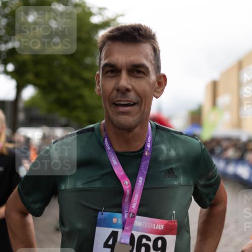 12.06.2026 - Holstenköstenlauf Michael Strokosch http://msf.ph/oto/9750595 12.06.2026 17:53:37 Laufen 36, 36, 36, 4969 meine-sportfotos.de