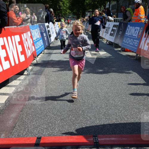 14.06.2026 - REWE Women's Run Strokosch-Dieckow http://msf.ph/oto/9750912 14.06.2026 11:39:22 Ziel 202, 218, 222, 243, 284, 291, 366 meine-sportfotos.de