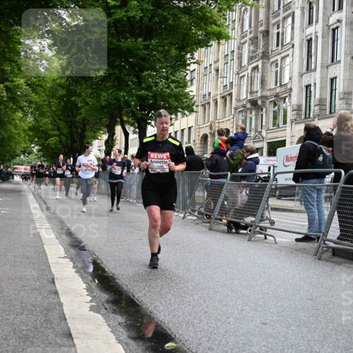 14.06.2026 - REWE Women's Run J. Mangold http://msf.ph/oto/9751005 14.06.2026 10:03:33 Ziel 10011, 10013, 10017, 10441, 10551, 10798, 10996, 11006, 11402, 11442 meine-sportfotos.de