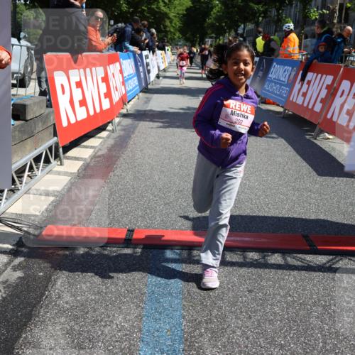 14.06.2026 - REWE Women's Run Strokosch-Dieckow http://msf.ph/oto/9751006 14.06.2026 11:39:15 Ziel 115, 202 meine-sportfotos.de