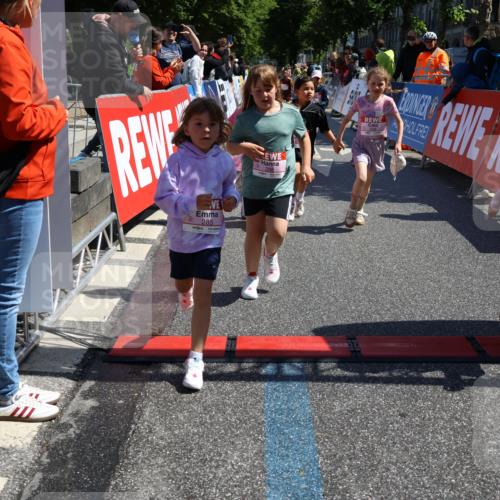 14.06.2026 - REWE Women's Run Strokosch-Dieckow http://msf.ph/oto/9751136 14.06.2026 11:38:59 Ziel 109, 143, 144, 191, 213, 217, 219, 223, 229, 230, 231, 285, 286, 308, 338, 360 meine-sportfotos.de