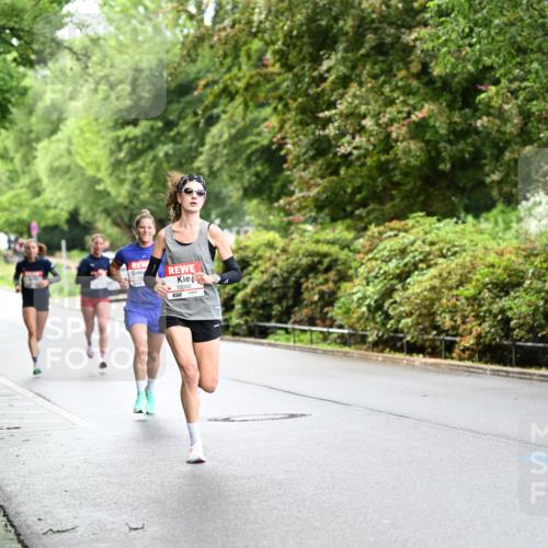 14.06.2026 - REWE Women's Run Dr. Thomas Lammeyer http://msf.ph/oto/9751358 14.06.2026 09:13:27 Laufen 10992, 7 meine-sportfotos.de