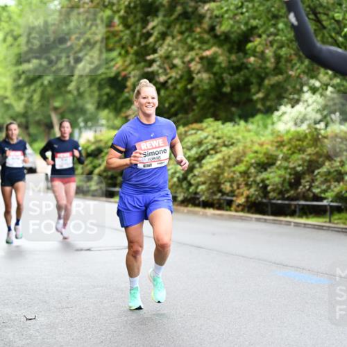 14.06.2026 - REWE Women's Run Dr. Thomas Lammeyer http://msf.ph/oto/9751389 14.06.2026 09:13:30 Laufen 7, 10848, 10002 meine-sportfotos.de
