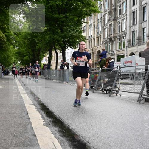 14.06.2026 - REWE Women's Run J. Mangold http://msf.ph/oto/9752375 14.06.2026 10:07:20 Ziel 10861, 10924, 10965, 11077 meine-sportfotos.de