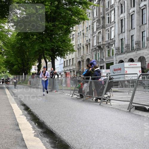 14.06.2026 - REWE Women's Run J. Mangold http://msf.ph/oto/9754043 14.06.2026 10:11:58 Ziel 10710, 10795, 11012, 11109, 11142, 11358 meine-sportfotos.de