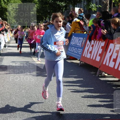 14.06.2026 - REWE Women's Run Strokosch-Dieckow http://msf.ph/oto/9755030 14.06.2026 11:37:12 Ziel 108, 116, 142, 149, 174, 178, 183, 235, 265, 266, 277, 278, 313, 352, 355 meine-sportfotos.de