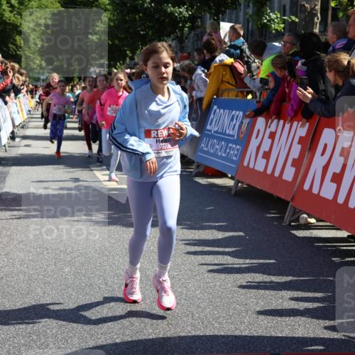 14.06.2026 - REWE Women's Run Strokosch-Dieckow http://msf.ph/oto/9755042 14.06.2026 11:37:12 Ziel 108, 116, 142, 149, 174, 178, 183, 235, 265, 266, 277, 278, 313, 352, 355 meine-sportfotos.de