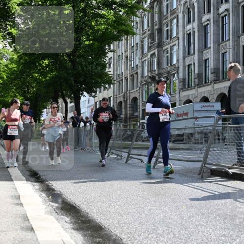 14.06.2026 - REWE Women's Run J. Mangold http://msf.ph/oto/9755057 14.06.2026 10:15:23 Ziel 10171, 10209, 10314, 10420, 10432, 10487, 10619, 10698, 11029, 11168, 11380, 11381 meine-sportfotos.de