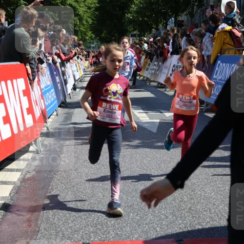 14.06.2026 - REWE Women's Run Strokosch-Dieckow http://msf.ph/oto/9755185 14.06.2026 11:37:10 Ziel 116, 142, 149, 178, 183, 235, 277, 278, 313, 352, 355, 363 meine-sportfotos.de