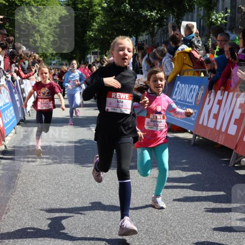 14.06.2026 - REWE Women's Run Strokosch-Dieckow http://msf.ph/oto/9755231 14.06.2026 11:37:09 Ziel 116, 149, 178, 183, 235, 251, 277, 278, 313, 355, 363 meine-sportfotos.de