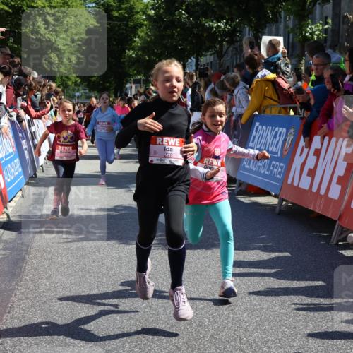 14.06.2026 - REWE Women's Run Strokosch-Dieckow http://msf.ph/oto/9755241 14.06.2026 11:37:09 Ziel 116, 149, 178, 183, 235, 251, 277, 278, 313, 355, 363 meine-sportfotos.de