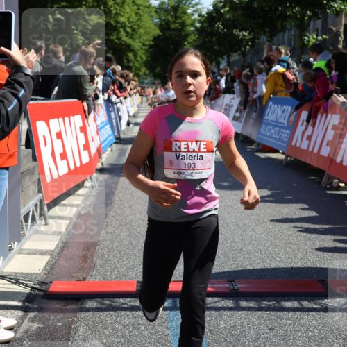 14.06.2026 - REWE Women's Run Strokosch-Dieckow http://msf.ph/oto/9755622 14.06.2026 11:37:00 Ziel 136, 168, 184, 193, 204, 251, 354, 359, 363, 367 meine-sportfotos.de