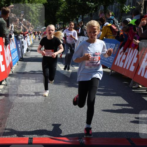 14.06.2026 - REWE Women's Run Strokosch-Dieckow http://msf.ph/oto/9755857 14.06.2026 11:36:55 Ziel 136, 158, 168, 184, 193, 204, 205, 330, 354, 359, 367, 370 meine-sportfotos.de