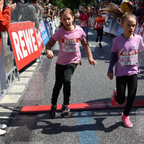 14.06.2026 - REWE Women's Run Strokosch-Dieckow http://msf.ph/oto/9756025 14.06.2026 11:36:50 Ziel 137, 157, 158, 163, 182, 184, 204, 205, 211, 301, 309, 330, 368, 370 meine-sportfotos.de