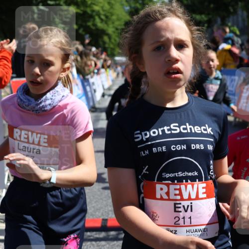 14.06.2026 - REWE Women's Run Strokosch-Dieckow http://msf.ph/oto/9756132 14.06.2026 11:36:44 Ziel 133, 137, 157, 163, 182, 187, 205, 211, 256, 301, 309, 330, 346, 368 meine-sportfotos.de