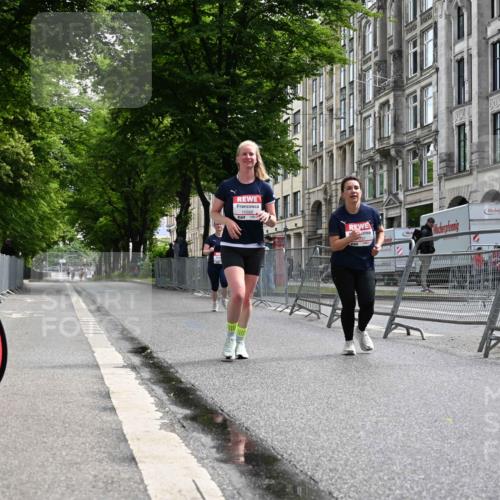 14.06.2026 - REWE Women's Run J. Mangold http://msf.ph/oto/9756360 14.06.2026 10:25:20 Ziel 10381, 10459, 10562, 11237 meine-sportfotos.de