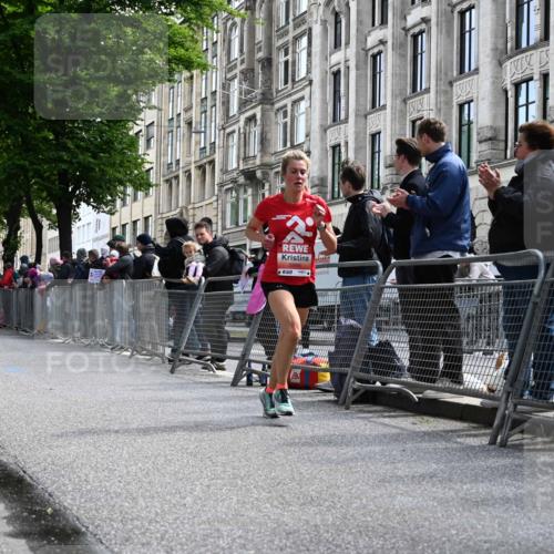 14.06.2026 - REWE Women's Run J. Mangold http://msf.ph/oto/9756766 14.06.2026 10:51:50 Ziel 5995 meine-sportfotos.de