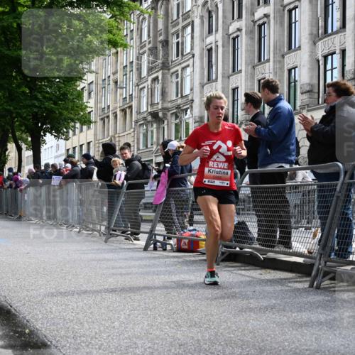 14.06.2026 - REWE Women's Run J. Mangold http://msf.ph/oto/9756768 14.06.2026 10:51:50 Ziel 5995 meine-sportfotos.de