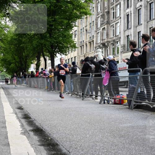 14.06.2026 - REWE Women's Run J. Mangold http://msf.ph/oto/9756795 14.06.2026 10:52:17 Ziel 5682 meine-sportfotos.de