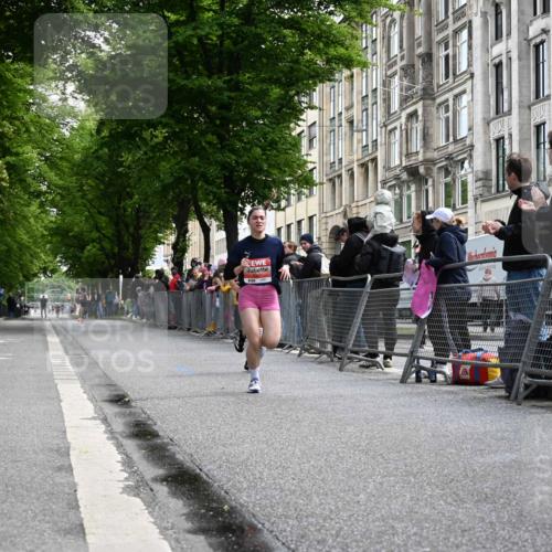 14.06.2026 - REWE Women's Run J. Mangold http://msf.ph/oto/9756820 14.06.2026 10:52:23 Ziel 5361, 5458 meine-sportfotos.de