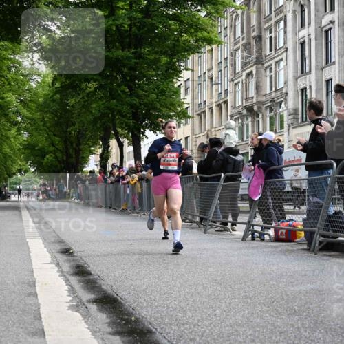 14.06.2026 - REWE Women's Run J. Mangold http://msf.ph/oto/9756822 14.06.2026 10:52:23 Ziel 5361, 5458 meine-sportfotos.de