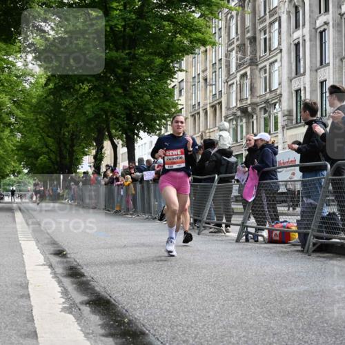 14.06.2026 - REWE Women's Run J. Mangold http://msf.ph/oto/9756827 14.06.2026 10:52:23 Ziel 5361, 5458 meine-sportfotos.de