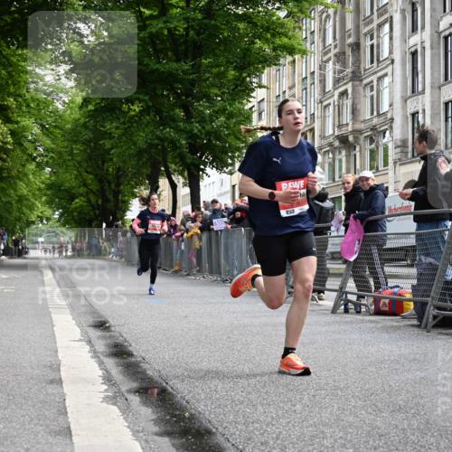 14.06.2026 - REWE Women's Run J. Mangold http://msf.ph/oto/9756852 14.06.2026 10:52:35 Ziel 5231, 5336 meine-sportfotos.de