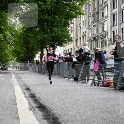 14.06.2026 - REWE Women's Run J. Mangold http://msf.ph/oto/9756856 14.06.2026 10:52:36 Ziel 5231, 5336 meine-sportfotos.de