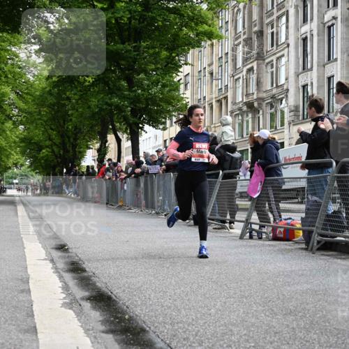 14.06.2026 - REWE Women's Run J. Mangold http://msf.ph/oto/9756871 14.06.2026 10:52:37 Ziel 5231, 5336 meine-sportfotos.de